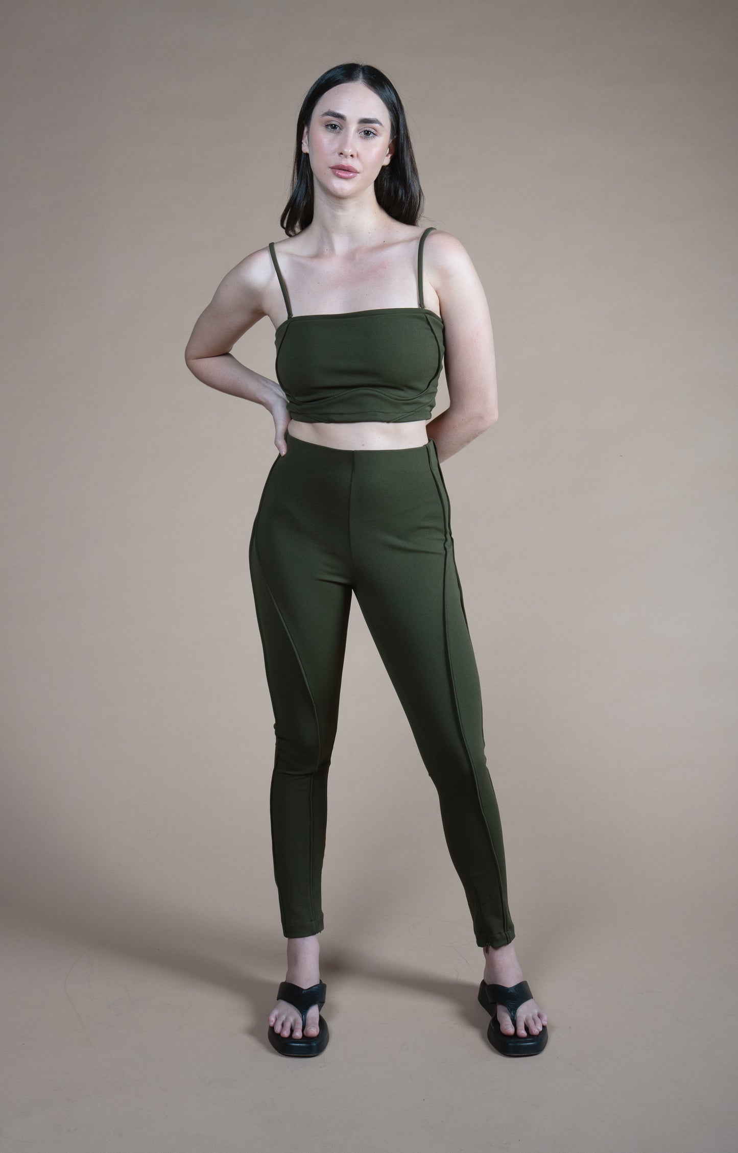 Calça Malha Pele - Verde Militar